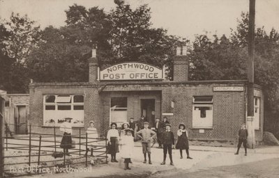 Postkontor, Northwood, London (s/h foto) af English Photographer
