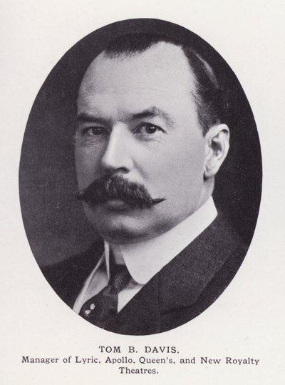 Prominent Men of London: Tom B Davis (s/h-billede) af English Photographer