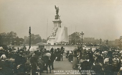 Queen Victoria Memorial, afsløret af kongen, 16. maj 1911 af English Photographer