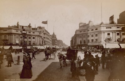 Regent Circus, London af English Photographer