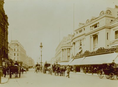 Regent Street, London af English Photographer
