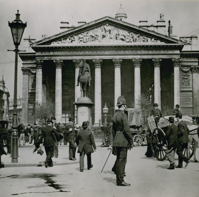 Royal Exchange, London af English Photographer