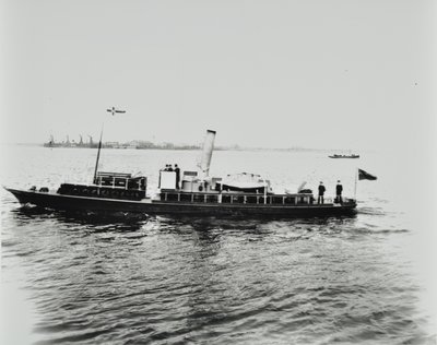 S.S. Beatrice, et skib på Themsen, 1898 af English Photographer