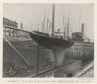Shamrock II i Dry Dock i New York, ombygning til Cup Race af English Photographer