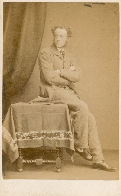 Sir John Everett Millais, kunstner af English Photographer