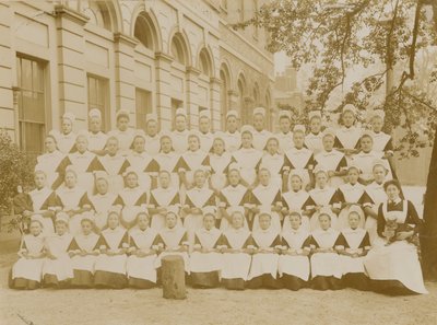 St Marylebone Charity School for Girls af English Photographer