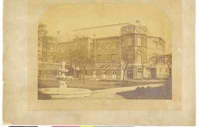 St. Thomass Hospital Surrey Gardens af English Photographer