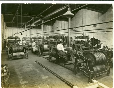 Gobelin, Hughes fabrik nr. 2, 1923 af English Photographer