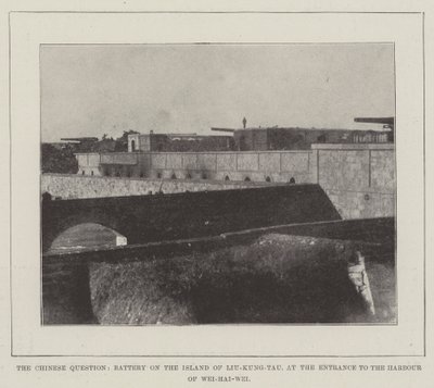 Det kinesiske spørgsmål, batteri på øen Liu-Kung-Tau, ved indgangen til havnen i Wei-Hai-Wei af English Photographer
