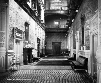 Indgangshallen til Viceregalpaladset, Simla, ca. 1890 af English Photographer