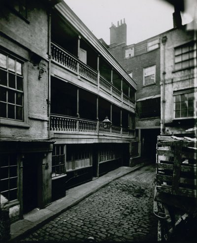 The George, Southwark af English Photographer