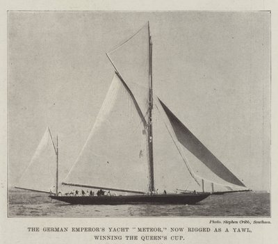German Emperors Yacht Meteor, nu rigget som en Yawl, vinder Queens Cup af English Photographer