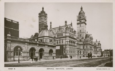 The Imperial Institute, London af English Photographer