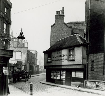 The Old Curiosity Shop, Portsmouth Street, Lincolns Inn Fields, London af English Photographer
