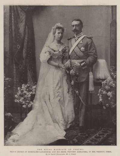 Det kongelige ægteskab i Coburg, prins Ernest af Hohenlohe-Langenburg og hans brud, prinsesse Alexandra, i hendes brudekjole af English Photographer