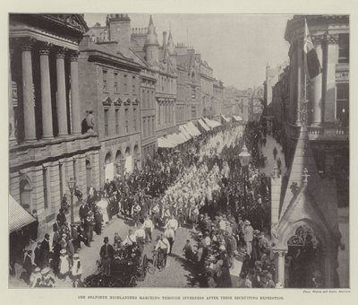 Seaforth Highlanders marcherer gennem Inverness efter deres rekrutteringsekspedition af English Photographer