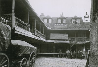 The Tabard Inn, Southwark af English Photographer