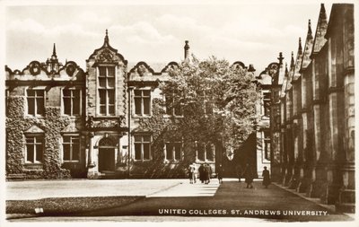 United Colleges, St Andrews University, Skotland (s/h-billede) af English Photographer