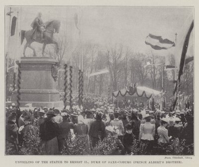 Afsløring af statuen til Ernest II, hertug af Saxe-Coburg (Prins Alberts Broder) af English Photographer