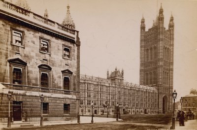 Victoria Tower of Houses of Parliament af English Photographer
