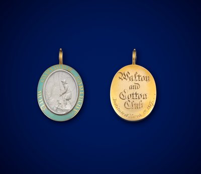 Badge for Walton and Cotton Club, indstiftet 19. marts 1871 (metal og emalje) af English School