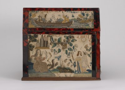 Broderet kiste, ca. 1660 (silke, lærred, træ, skildpadde og sølvbeslag) af English School