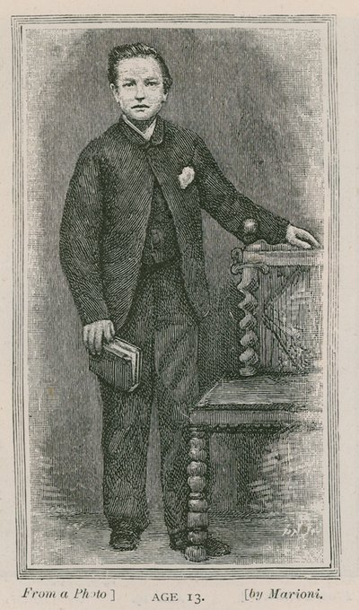 Henry Arthur Jones, dramatiker, 13 år af English School