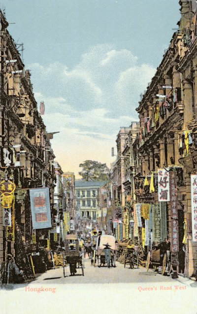 Postkort forestillende Queens Road West, Hongkong, ca. 1900 af English School