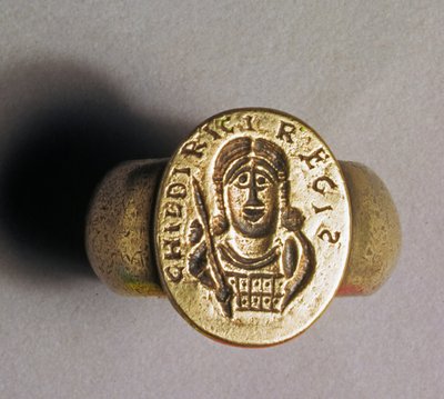 Replika elektrotype af Childeric Ring, 1831 (metal) af English School