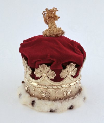 Hertuginden af Norfolks Coronet (forgyldt sølv, fløjl og hermelin) af English School