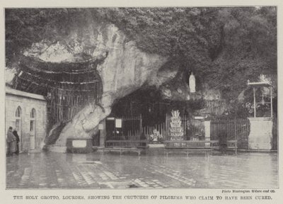 Den hellige grotte, Lourdes, der viser krykkerne fra pilgrimme, der hævder at være blevet helbredt (gravering) af English School