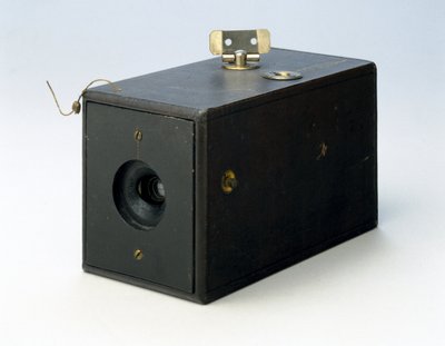 Kodak-kameraet, 1888 (træ) af English School