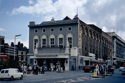 The Old Vic, The Cut af English School