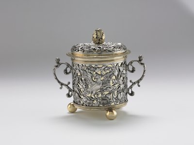 Two-Handled Cup, 1677dani af English School