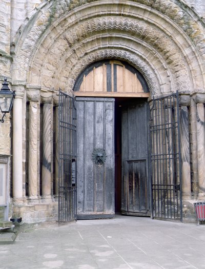 Udsigt over norddøren til Durham Cathedral (foto) af English School