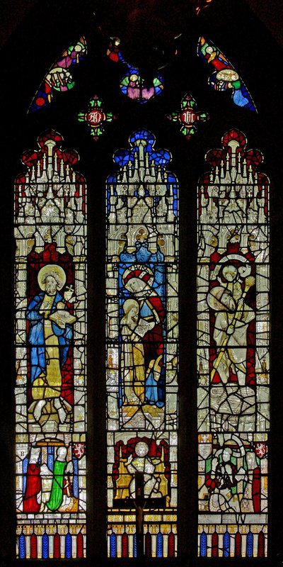 Window Ew forestillende St. Johannes Døberen, St. Anne og Jomfru Maria med St. Christopher af English School