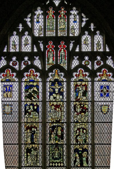 Window Ww skildrer fragmenter og paneler samlet af Eric Milner-White 1955-57 af English School