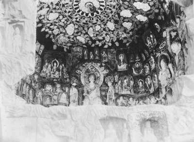 Kuangyuanhien, Tsien fo ai, Szechuan, Kapel i klipperne med de 1000 buddhaer (s/h-foto) af Ernst Boerschmann