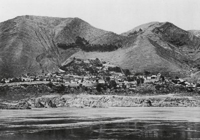 Kueichoufu, Szechuan, Byen Kueichou ved Yangtze (s/h-foto) af Ernst Boerschmann