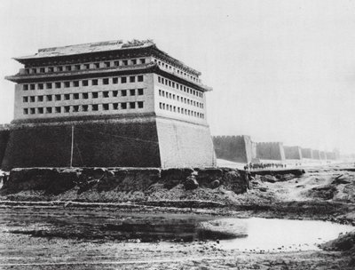 Peking, Chihli, bymur (s/h-foto) af Ernst Boerschmann