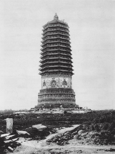 Peking, Palichuang, Chihli, Pagode i landsbyen Pallchuang (s/h-foto) af Ernst Boerschmann