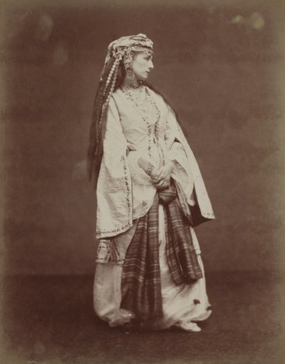 Sarah Bernhardt i Zaire af Voltaire, 1874. af Etienne Carjat