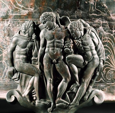 Etruskisk kunst: detalje af foden af bronze Ficoroni Cistus, der repræsenterer Hercules, Iolaos og Eros mellem dem. Fra Preneste (Palestrina). 340 f.Kr. Museo Nazionale di Villa Giulia, Rom af Etruscan