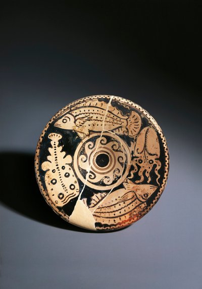 Rødfigur keramikfad med fiskedekoration, fra Cerveteri af Etruscan