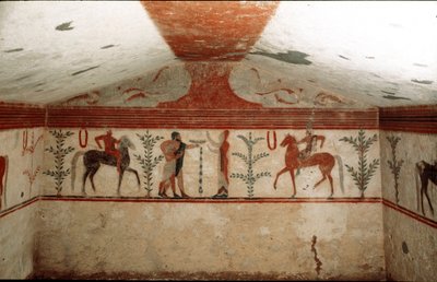 To ryttere, en kvinde og en skægget mand præsenterer en kop (Detalje af fresco, 530 f.Kr.) af Etruscan