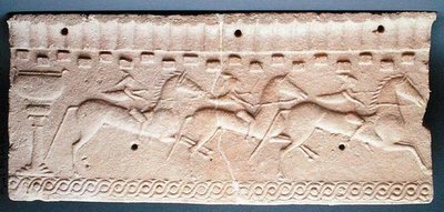 Plaque med et relief af ryttere (sten) af Etruscan Etruscan