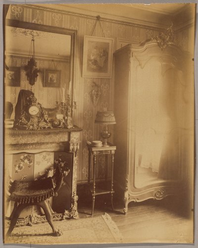 Innenraum von Frau D., kleine Rentnerin, Boulevard du Port-Royal af Eugène Atget