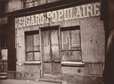 Le Figaro populaire, 122 Boulevard de la Villette (barbershopfacade, 122 Boulevard de la Villette) af Eugène Atget
