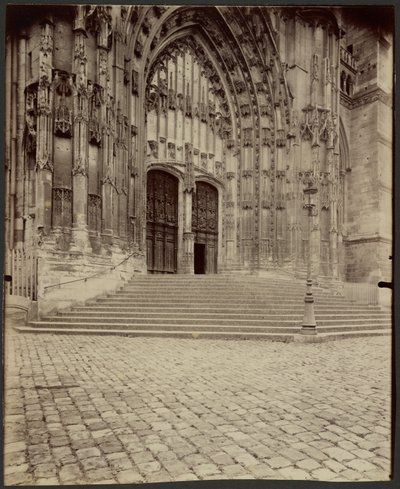 Beauvais, Katedralporten af Eugène Atget