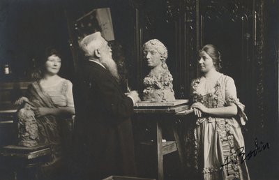 [Madame Bardey, Rodin og Henriette, 31 Rue Campagne-Premiere, Paris], 1915-1916. af Eugène Druet